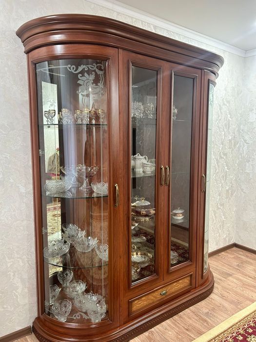 Сервант для посуды