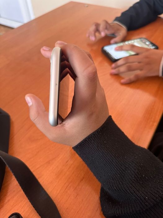 iphone 11 белый обмен