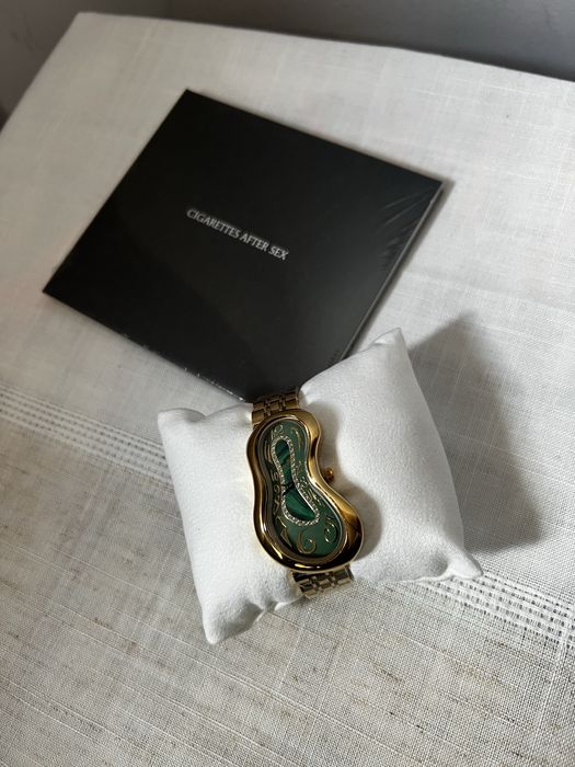 Ceas damă Luxury Melting Watch – stil Dali, auriu & verde, nou cu etichetă