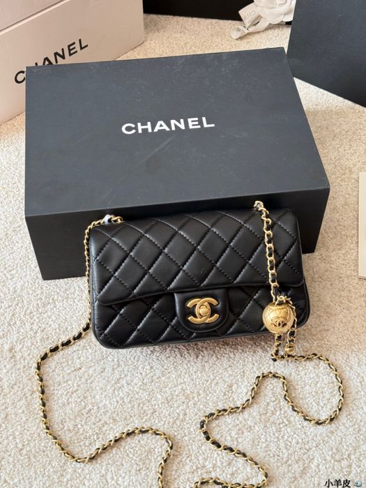 Geanta Chanel piele