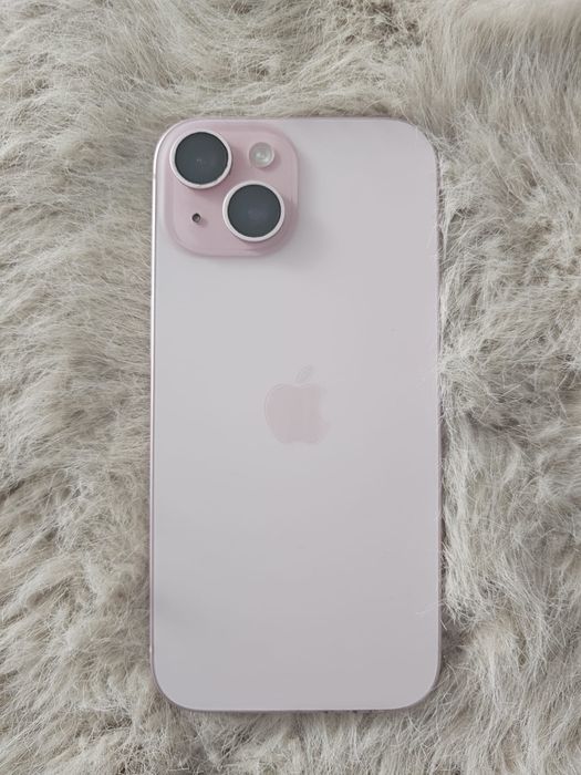 Iphone 15 Negociabil sau fac schimb cu 17 de 256 gb platesc diferenta