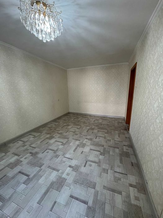 продается 2 ком квартира