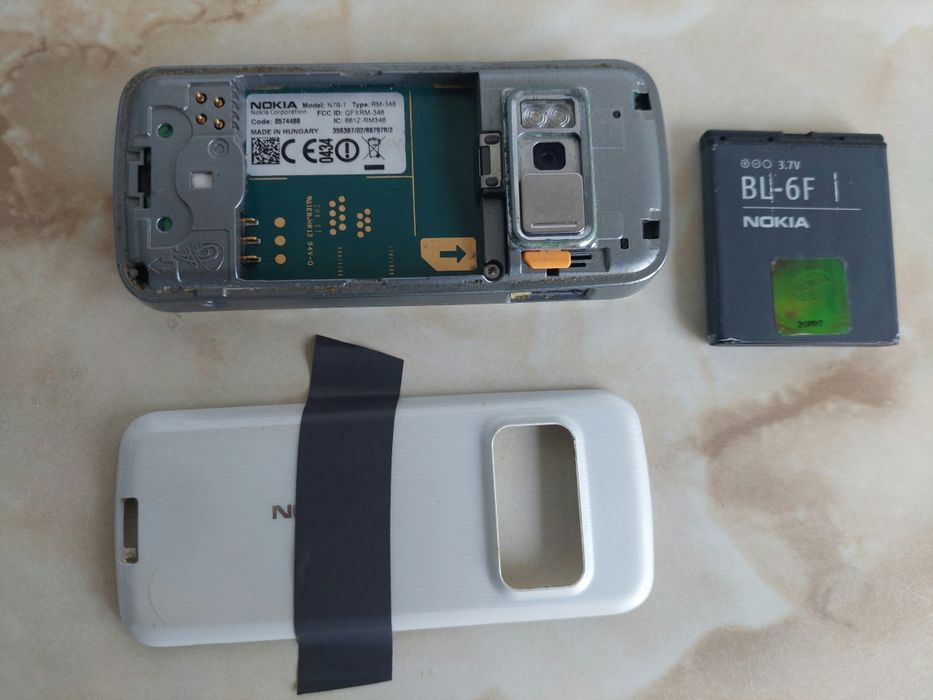 [N79] Vând Nokia N79 pe alb, perfect funcțional și NEcodat //poze reale