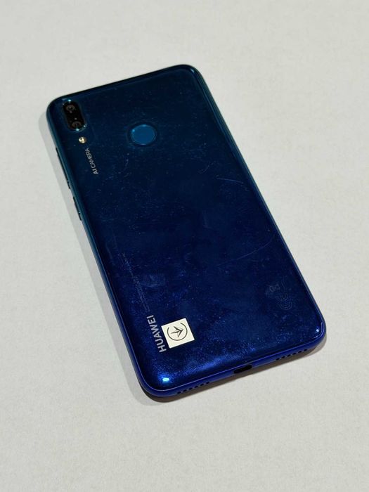 Мобилен телефон Huawei Y7 2019