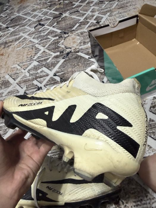 Бутсы Nike Airzoom