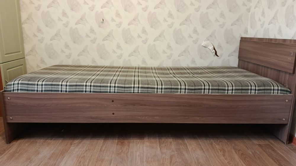 Продается односпальная кровать