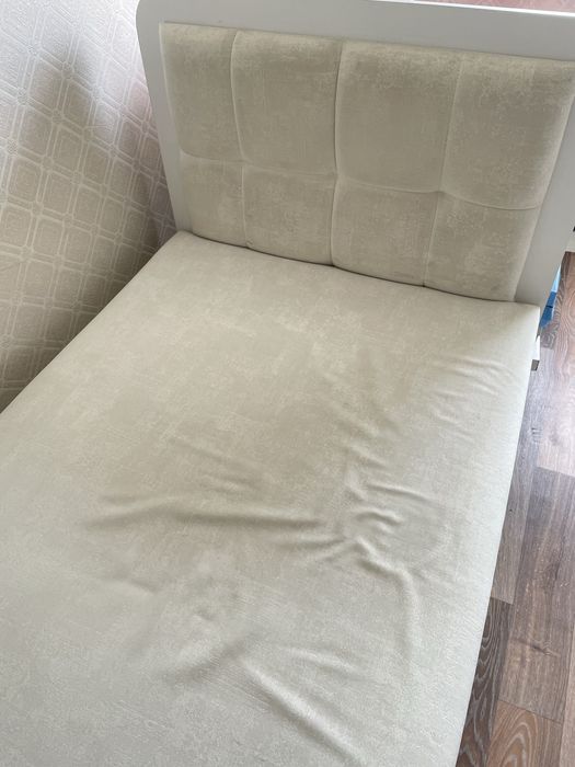 Продам односплаьную кровать
