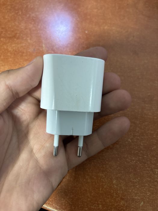 Зарядка для айфон