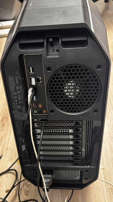 PC Gaming Alienware Area-51 R2 - i7 5930K | RTX 3060 Ti 8GB | 16GB RAM | SSD 100GB