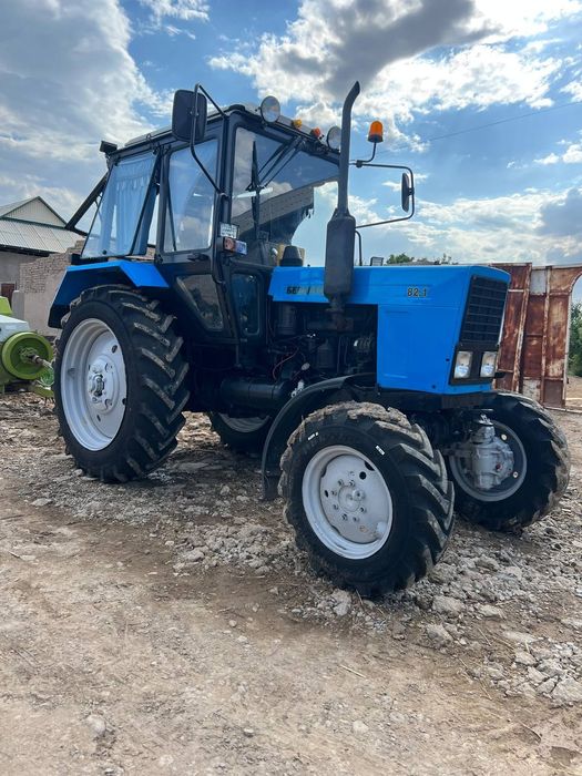 Belarus Mtz82.1 sotiladi