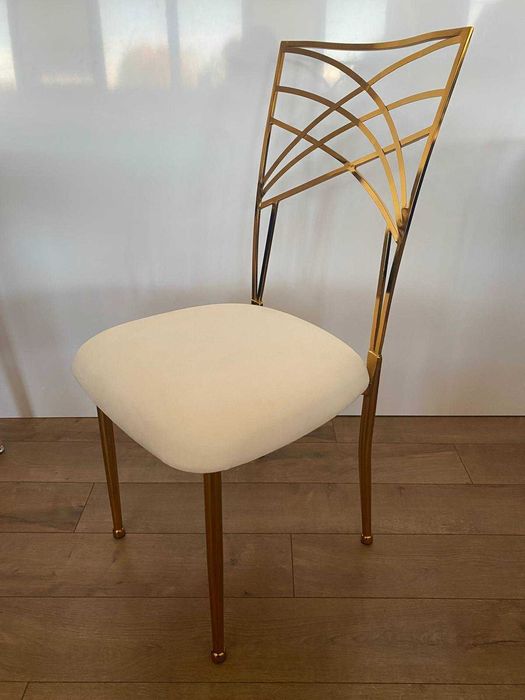 Scaun evenimente  CHAMELEON auriu sau negru