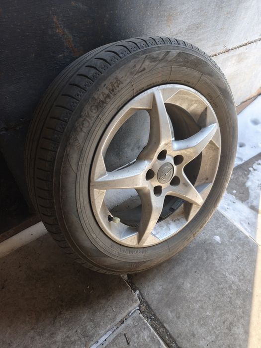 Продам колеса на дисках.