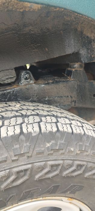 Vând sau schimb Toyota Hylux