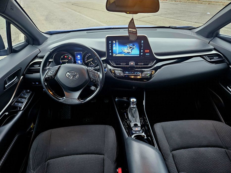 Toyota C-HR 1.8 Hybrid