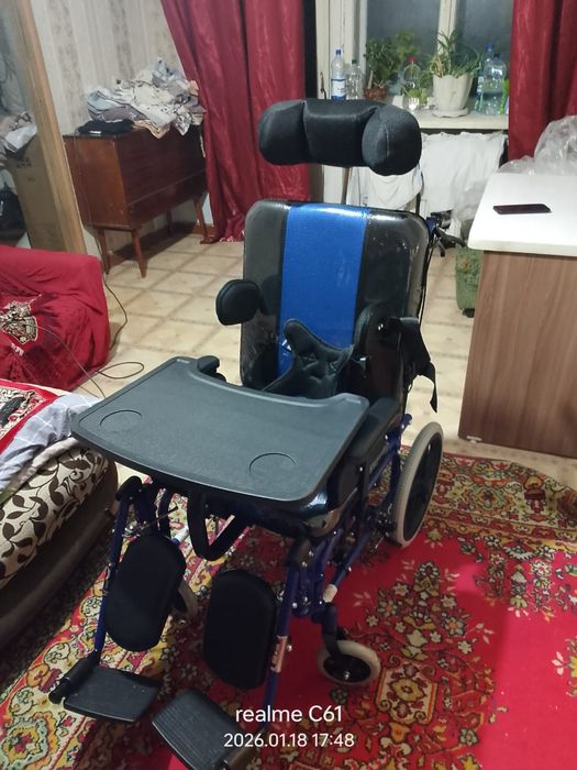 Инвалидная коляска