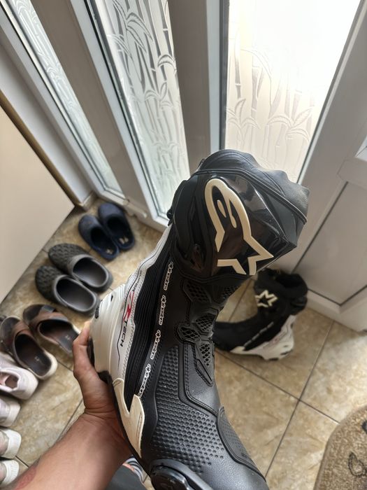 Alpinestars Supertech R Alb/Negru – stare foarte bună