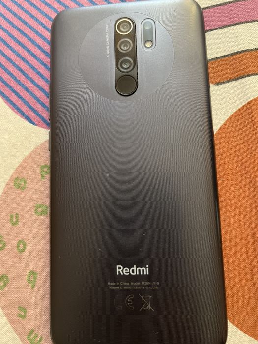 Продам редми 9 в хорошем состоянии