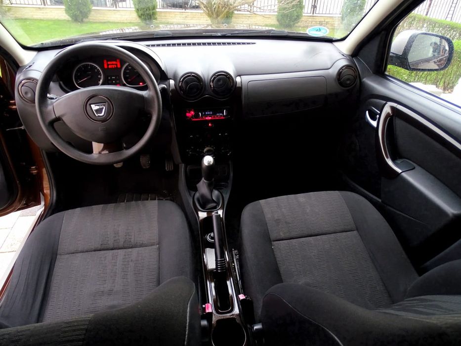 Vând Dacia Duster 2010 1.6 16v 4x2