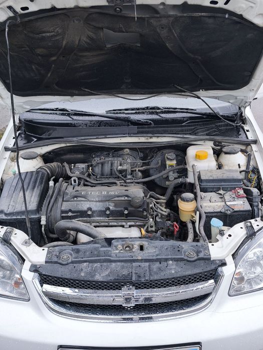 Ласетти 1.6 2013й