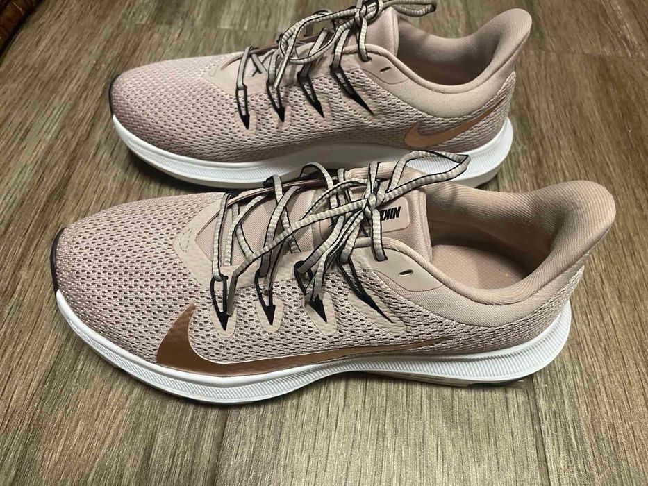 Nike маратонки пепел от рози