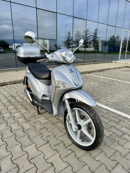 Продавам скутер Piaggio liberty 200i 2004г