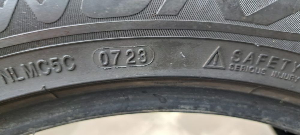 Anvelope vara R17  - DOT 0723