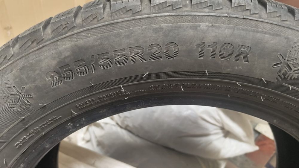 Продам щины липучка в отличном состоянии