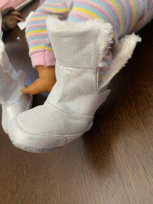 Дамские белые сапожки