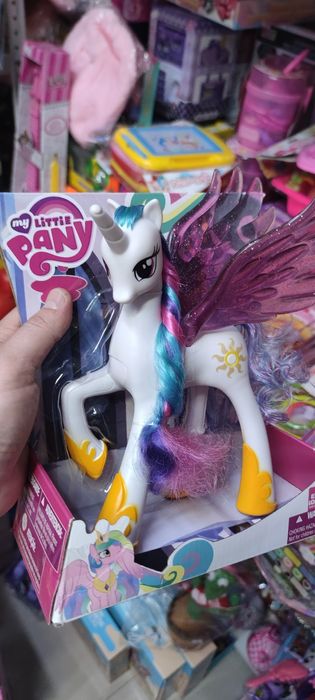 Пони силестия 25 см белая