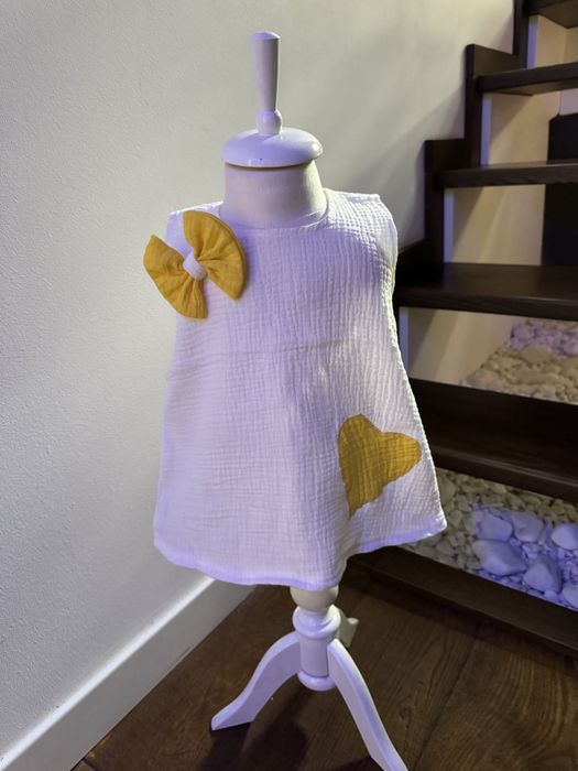 Rochita muselina de calitate , marimi 0,9-1 an/1-1,3/1,3-1,6