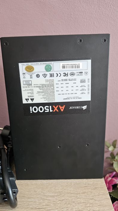 Corsair AX1500i 1500W PSU Захранване