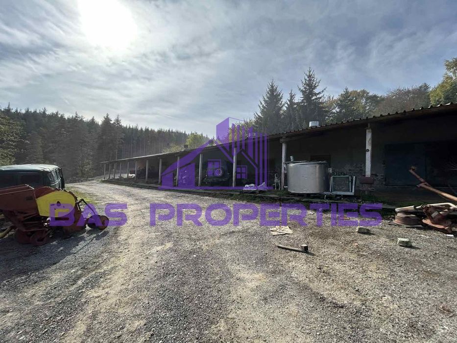 Продава се Промишлена сграда в с. Железница, Област София-град - 268 кв.м за 747 €/кв.м - Снимка #4