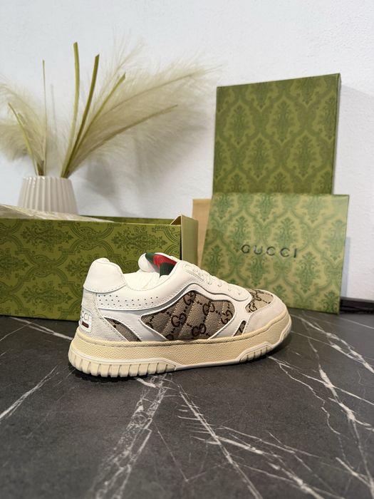 Adidasi gucci de vanzare