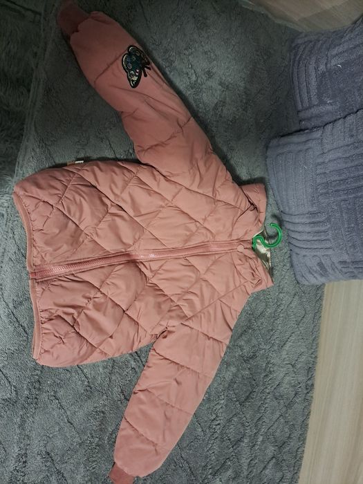 Детская куртка с капюшоном