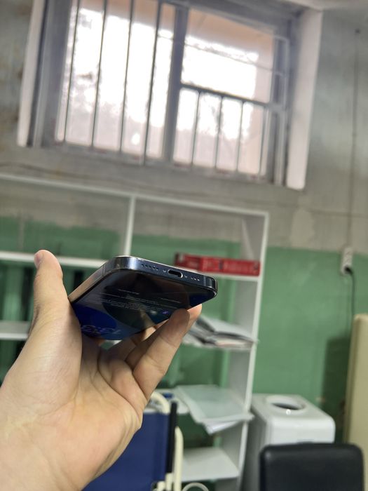 Iphone 15 pro 256 GB 85%