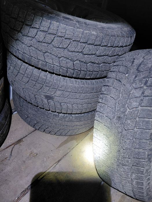 Продам Резину зимнию с дисками