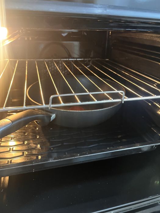 Aragaz pe gaz cu aprindere electică