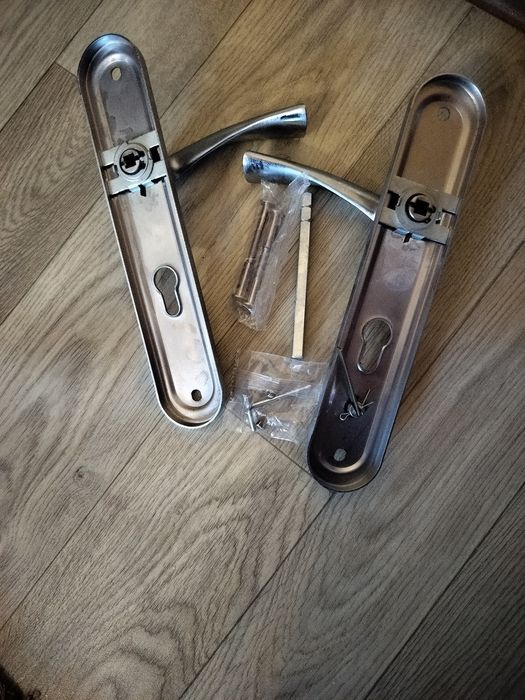 Ручки для двери хромированные