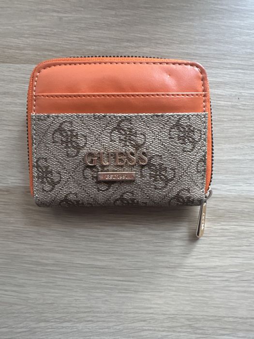 Оригинално протмоне guess