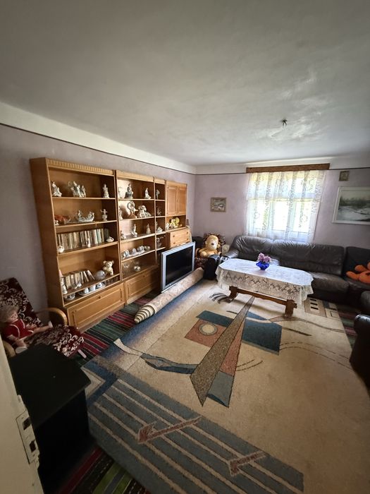 Casa CENTRU + anexe + teren 1400mp Manastirea casin Bacau Onesti