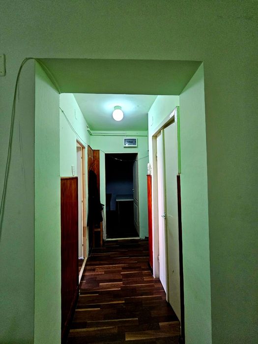 Apartament 3 camere modern, etaj 1, 72 mp – complet renovat, Ineu