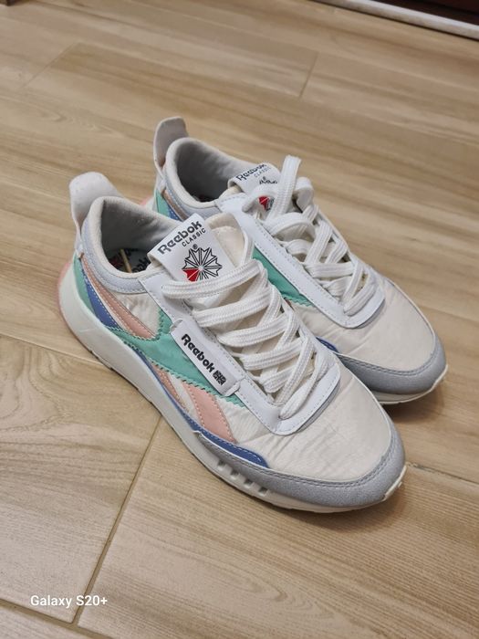 Adidași Reebok masura 39