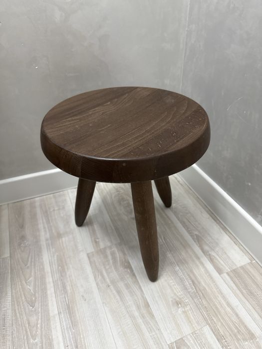 Продаю кресло и столик