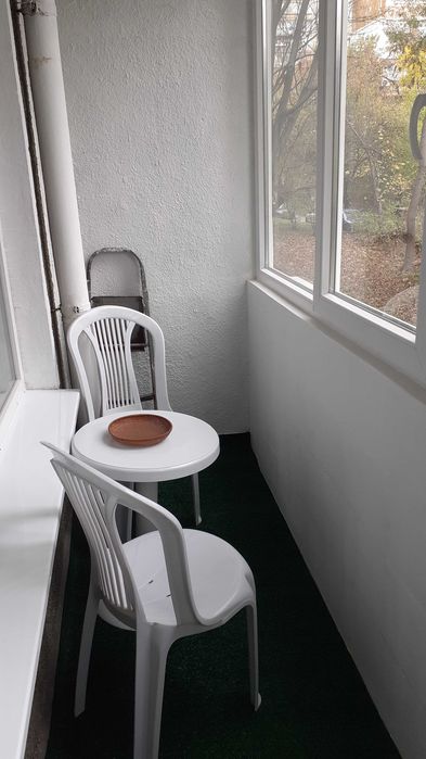 Собственик дава под наем