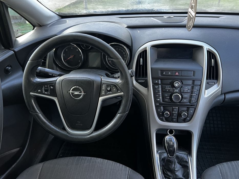 Vand opel astra j 2010 1.7 D