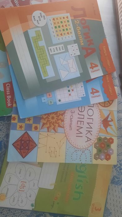 Продам учебники, книги