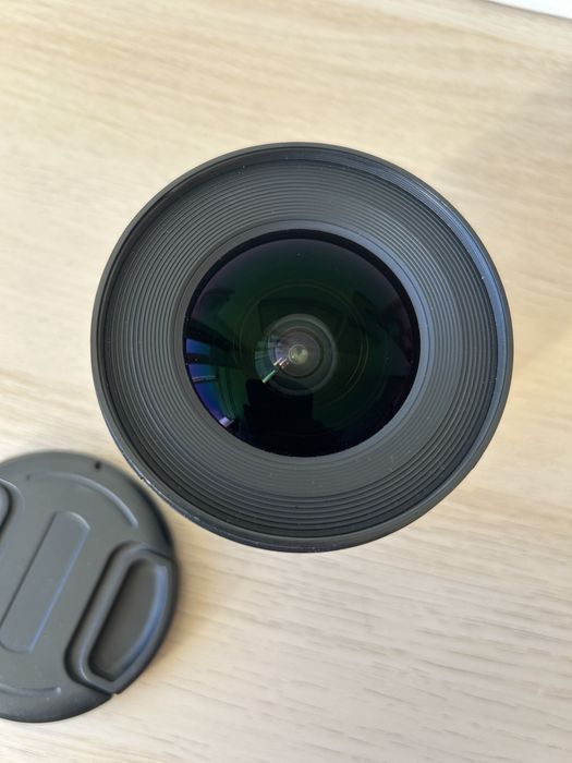 Обектив Sigma 10-20 f/3.5 за Canon EF