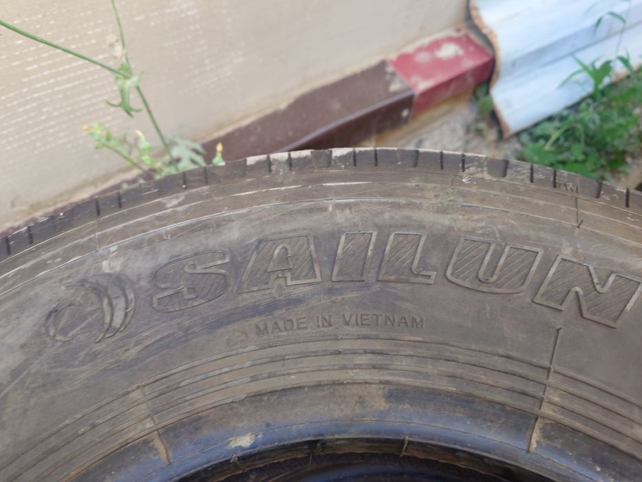 Покрышка на Ивеко Дейли