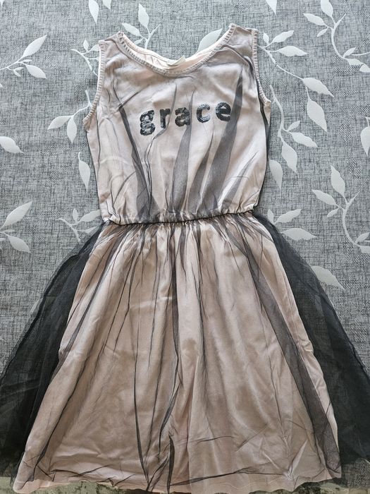 Детска розова рокля с тюл