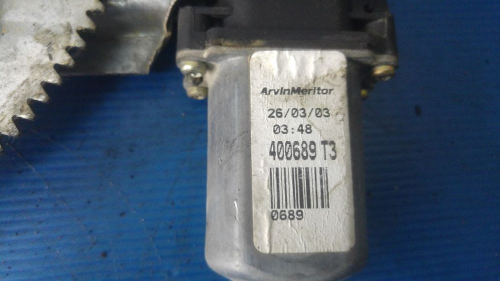 macara cu motoras dreapta spate nissan almera 400689t3